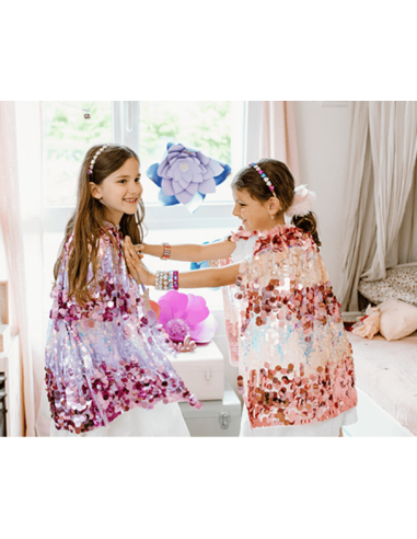 Capa de lentejuelas moradas de la Quinta Avenida