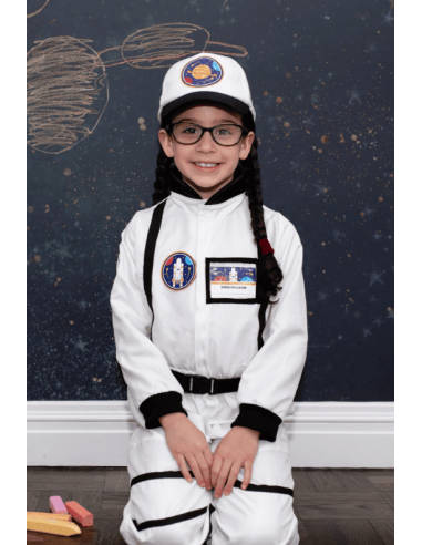 Conjunto de astronauta con mono, gorro y credencial