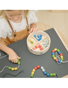 Caja Enhebra las Cuentas Montessori 2