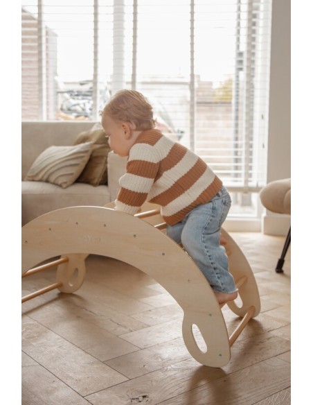 Arco de escalada de madera con balancines
