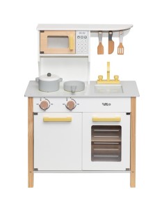Cocina de madera blanca y dorada